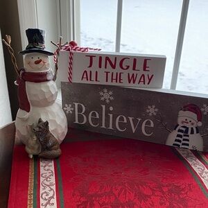 Festive Snowman Holiday Decor Set